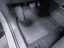 Gumové autokoberce Mitsubishi Outlander 2023- (elektrická verze) RIG