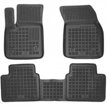 Gumové koberce Ford Focus 2018-2025 - 28 mm okraj