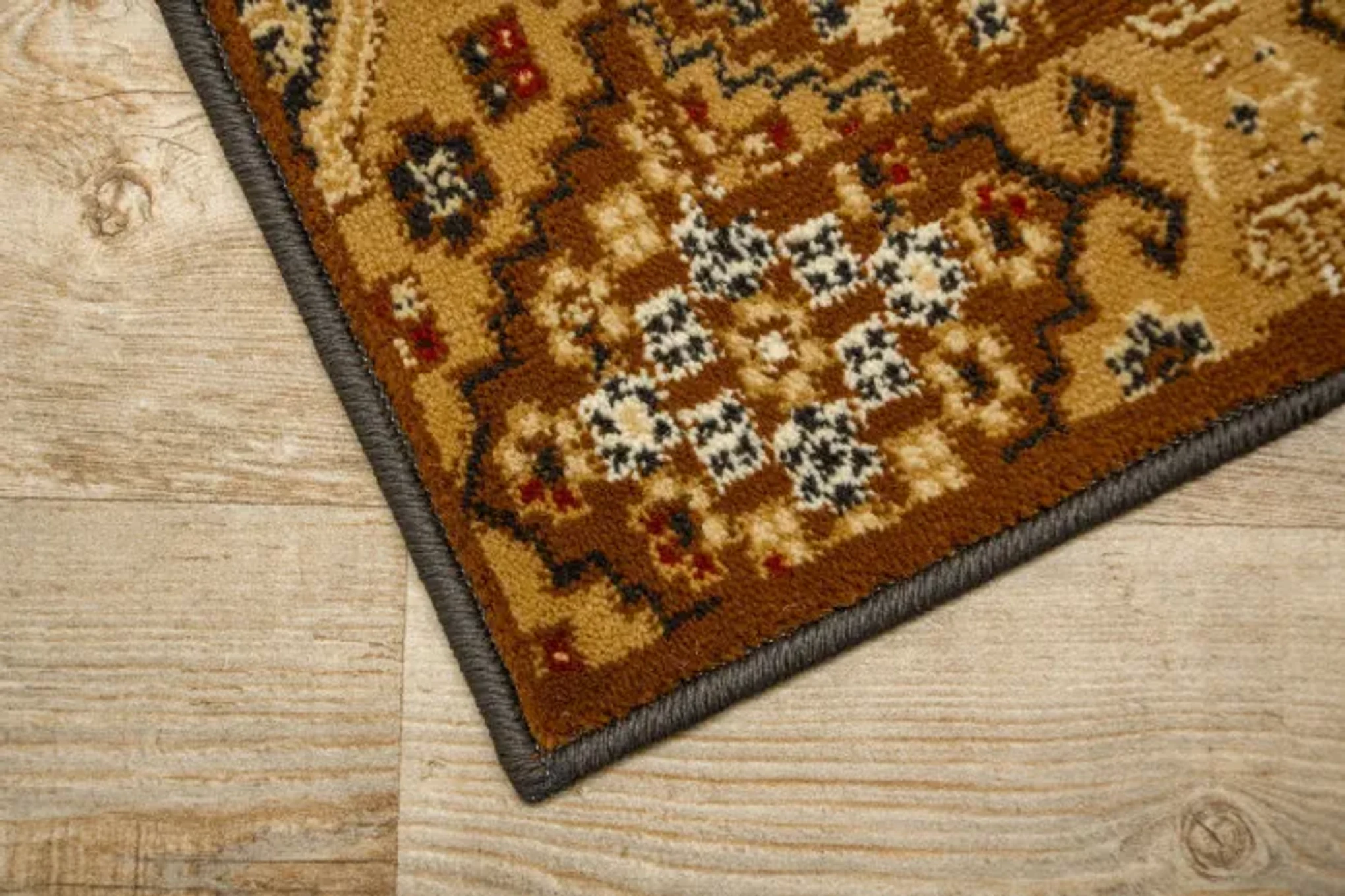 Kusový koberec Ines light brown