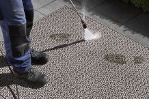 Kusový koberec Meadow 102474 Black – na ven i na doma