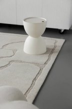 Kusový koberec Tektonica light grey