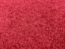 Metrážový koberec Tavares 20 červená