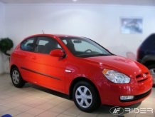 Ochranné boční lišty Hyundai Accent 2006-2011 (hatchback, 3 dveře)