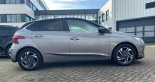 Ochranné boční lišty Hyundai i20 2021-