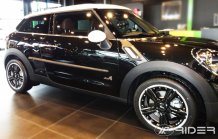 Ochranné boční lišty Mini Peaceman 2013- (hatchback)