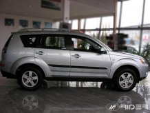 Ochranné boční lišty Mitsubishi Outlander 2006-2013