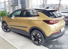 Ochranné boční lišty Opel Grandland X 2017-