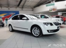 Ochranné boční lišty Škoda Octavia 2013-2020 (combi)
