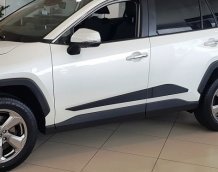 Ochranné boční lišty Suzuki Across 2021-