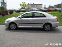 Ochranné boční lišty Toyota Avensis 2003-2008 (sedan)