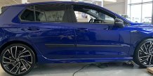 Ochranné boční lišty Volkswagen Golf-R VIII. 2022- (hatchback)