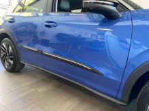 Ochranné boční lišty Volkswagen T-Roc 2026-