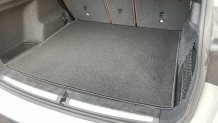 Textilní koberec do kufru Audi A4 Type 8W Avant / combi 2015 - Carfit (0233-kufr)