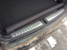 Textilní koberce do kufru auta s nášlapem Mercedes CLA Shooting Brake X118 ( s kufrem) 2019 - Royalfit (30006-kufr)