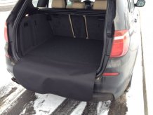 Textilní koberce do kufru auta s nášlapem Audi A6 combi 03.2005-2011 Perfectfit (0214-kufr)