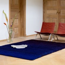 Vlněný kusový koberec B&C Shade High electric blue aubergine 011918 Brink & Campman